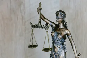 Criminal defence lawyer in Nice: assistance in police custody and before the criminal courts